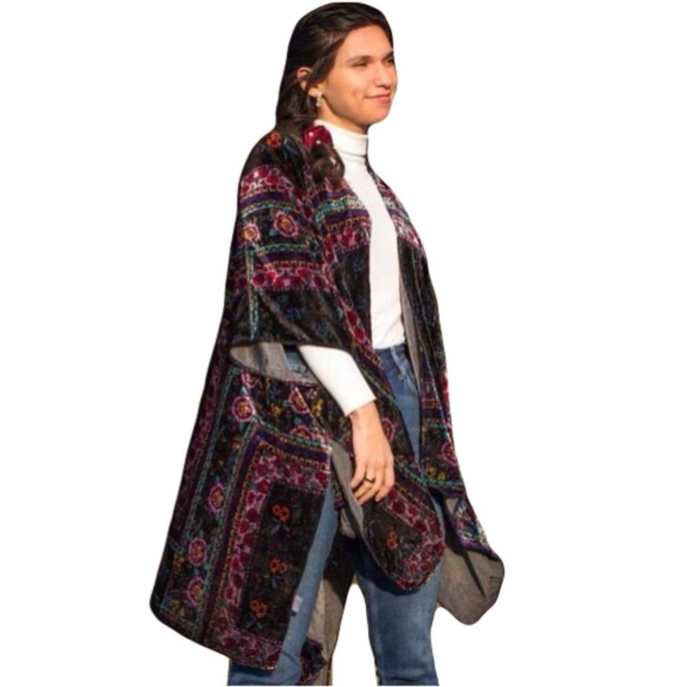NWOT AKEMI+KIN Cardigan OneSize Velour Velvet Floral Open Draped Slit Multicolor